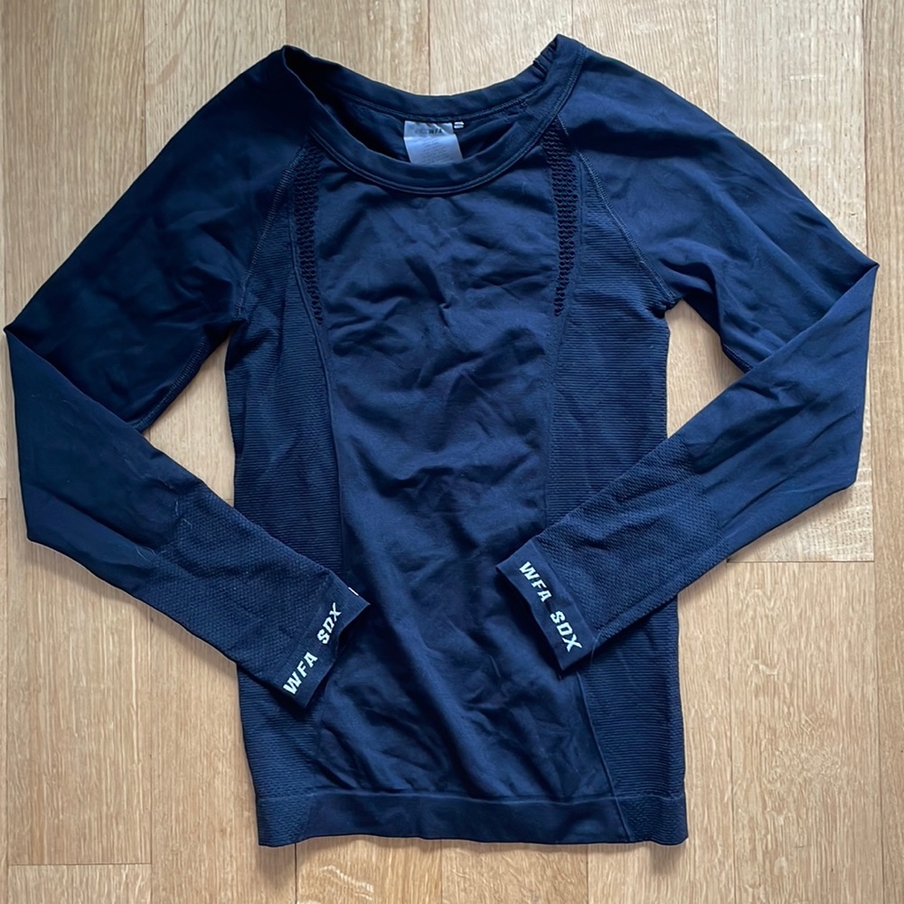 Sarah’s Day X White Fox Active long sleeve workout shirt